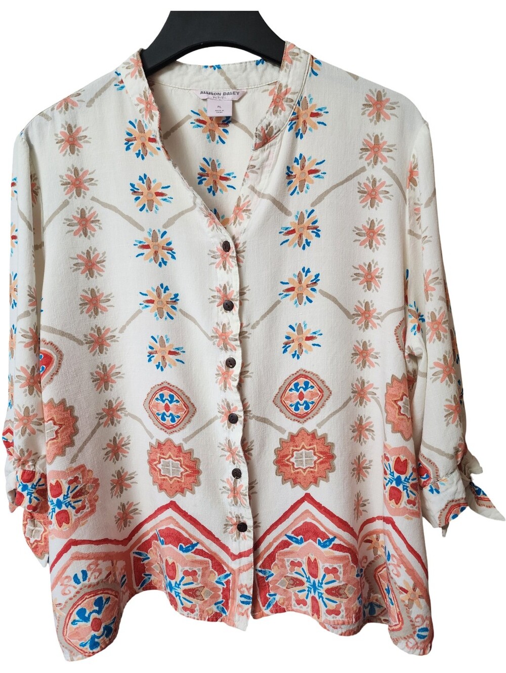 ALLISON DALEY Cream Button-Front Top with Coral and Blue Floral Motif Petite L